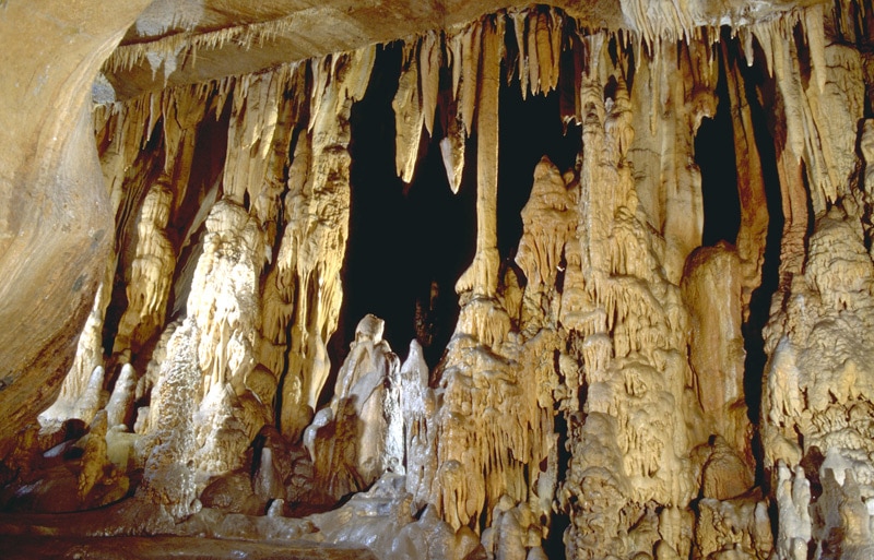 grottes d’Isturitz et Oxocelhaya